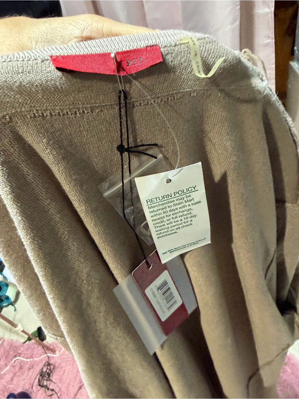 Red Cream Ruffled Open-Front Cardigan - Picture 3 of 3